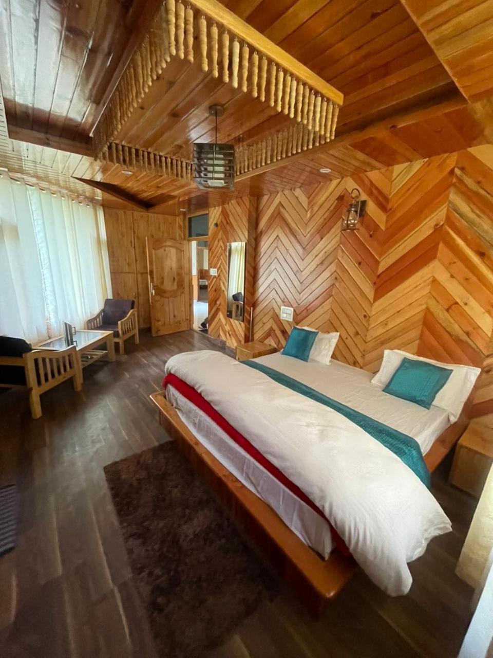 Shangri-La Rooms & Restaurant Kasol Luaran gambar
