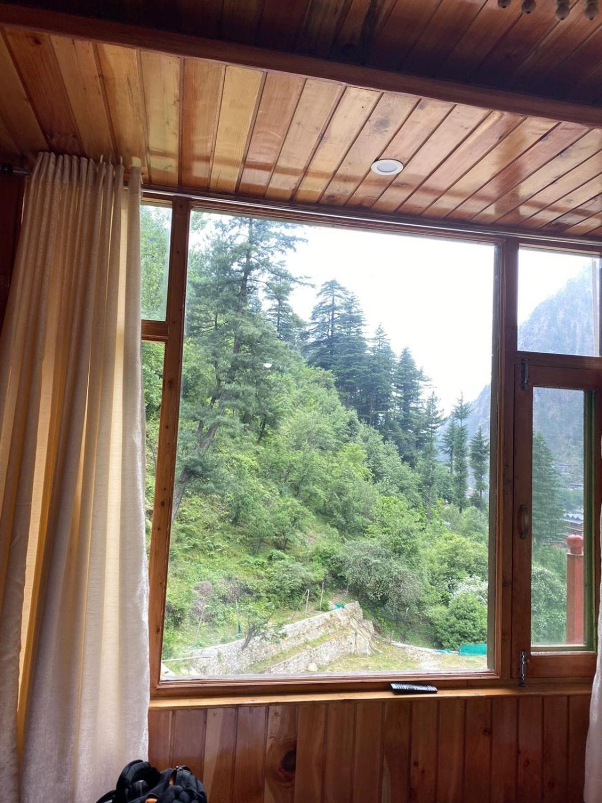 Shangri-La Rooms & Restaurant Kasol Luaran gambar