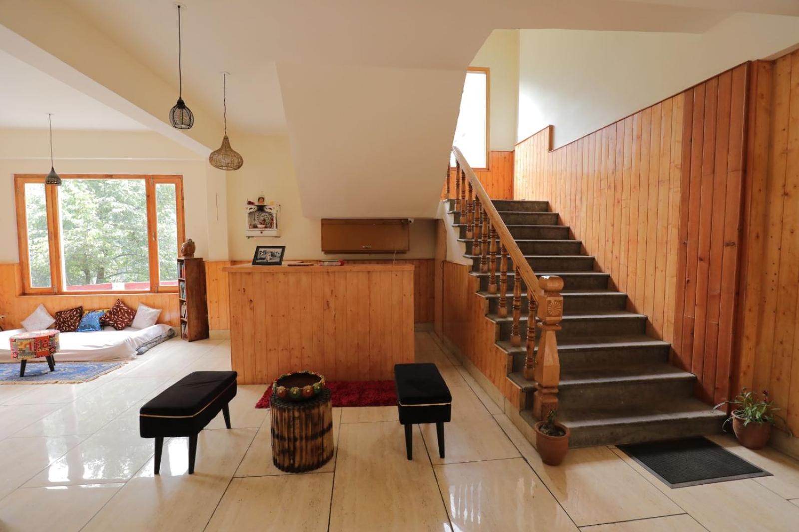 Shangri-La Rooms & Restaurant Kasol Luaran gambar