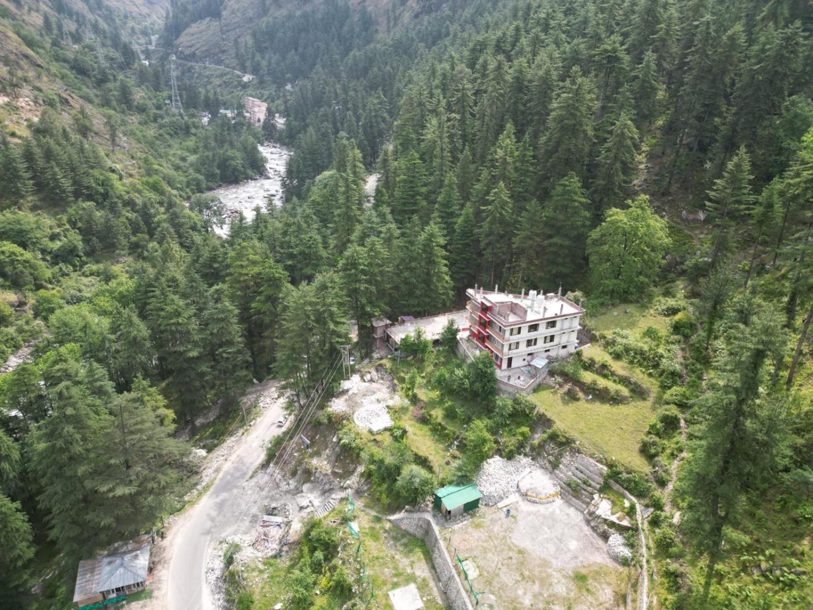 Shangri-La Rooms & Restaurant Kasol Luaran gambar
